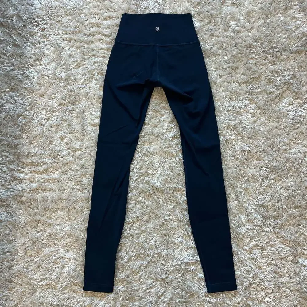 Lululemon Wunder Under High Rise Leggings 28” in Navy Size 2